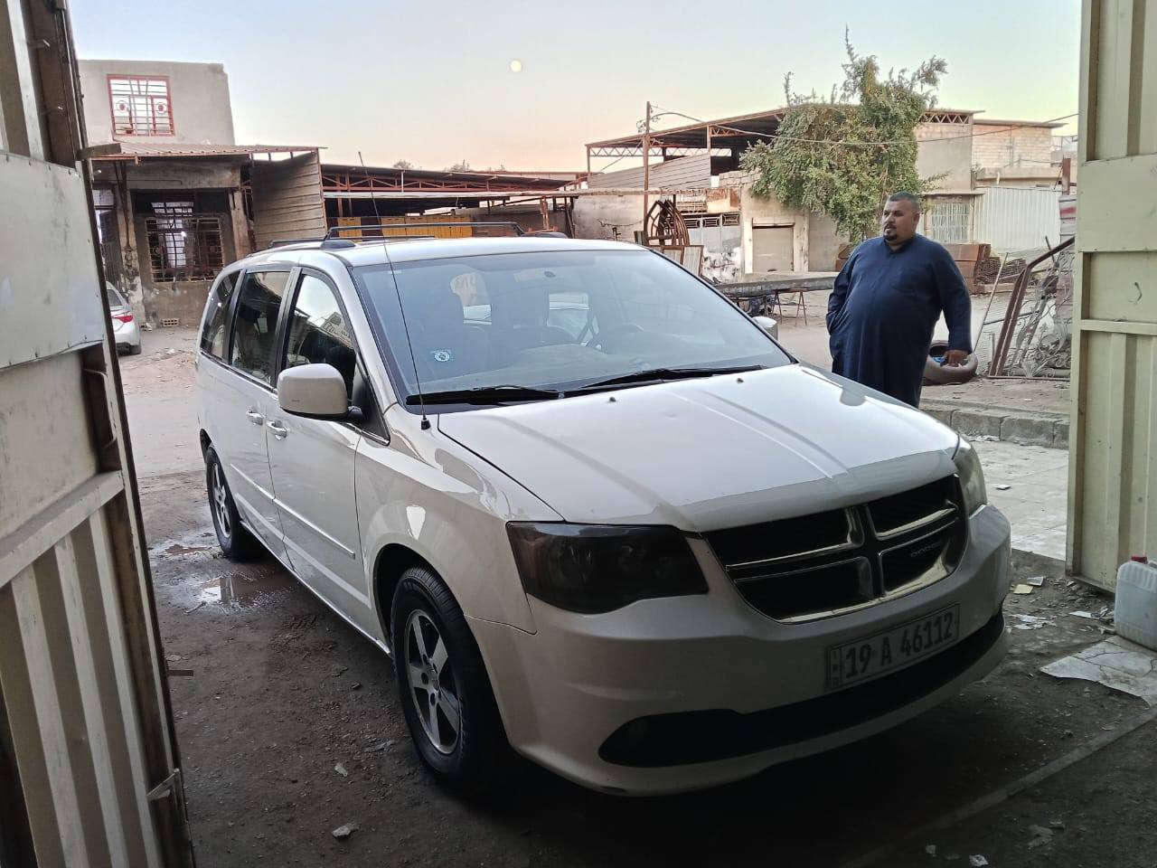 يا الله سلام عليكم دوج كرفان مديل ٢٠١١ سبعه راكب السياره فول مواصفات حادثه جاملق وبند بدون دواخل ولا أرباك مكينه ٣٦٠نفس الجارجر برغي نقص ما بيهه رقم كربلاء إنكليزي تحويل السعر ١٢٥يهه مجال اتصال ***********
