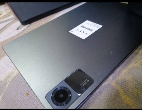 ايباد ريدمي
معالج 680 Snapdragon
الشاشه 11انج فول HD بلص 90 HZ
يدعم ٦٠ فريم 
البطاريه 8000الف
الرام 8 جيجابايت 
التخزين الداخلي 256 
وبي لزكة شاشه 
والكارتونه موجوده 
والشاحنه تايبسي 
ححيل نضيف
يدعم القلم


**إذا كنت صاحب هذا الإعلان وتريد حذفه لأي سبب، رجاءا أرسل رسالة إلى الدعم الفني**