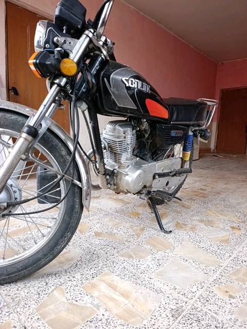 بغداد الدورة 
دراجة ايراني سونك ٤كير دراجة زيرو مكفولة كفالة عامة عدة كهربائيات كافية أو بيهة مشكلة بل كير بل دشالي الداخلية اما الباقي كفالة عامة تنكر هندر تفتر بغداد كلهة
