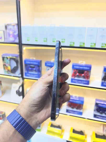 12 برو ماكس 
نظيف 
256 كيكا
مبدل شاشة 
البطارية تقرا خدمة معلاية قبل 
بغداد العبيدي 
*********** واتساب
430 الف بي مجال للشراي
