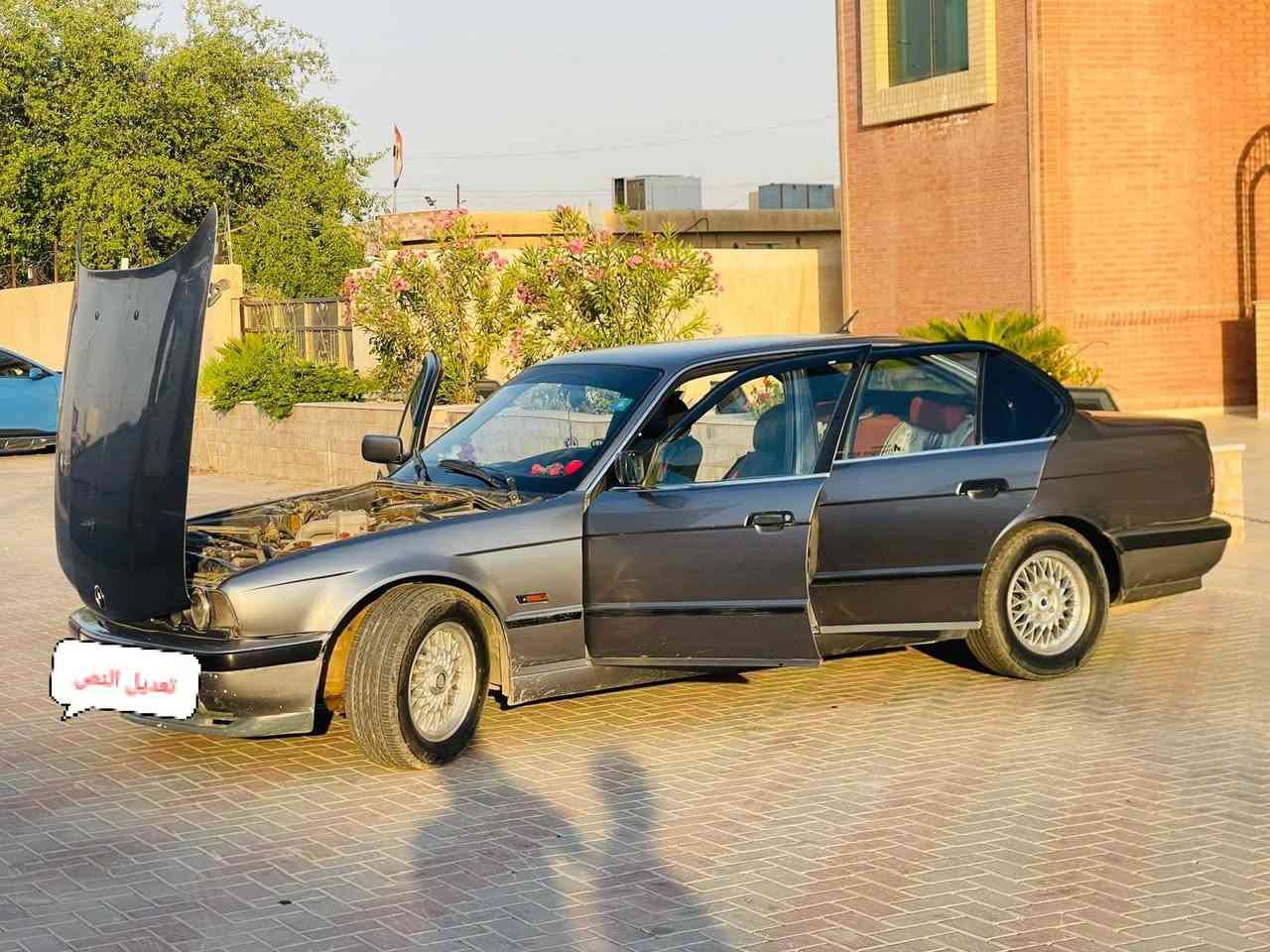 السلام عليكم
BMW  525i
 كير اتوماتيك
 
كير ومحرك شرط

 موديل 1991

تخم تاير جديد

صبغ جماليه مكفوله من الضربه

صدر  جديد

جامات كهربائي

اللون سلفر

دسكات جدد

غرفتها شوفة العين  جديده

خليها علDوبوجهك للشارع سيارة حلوه ونضيفه ومال جناي

السعر 60 وبيها مجال حك الجيه مكاني تكريت البوهيازع

للاستفسار***********
