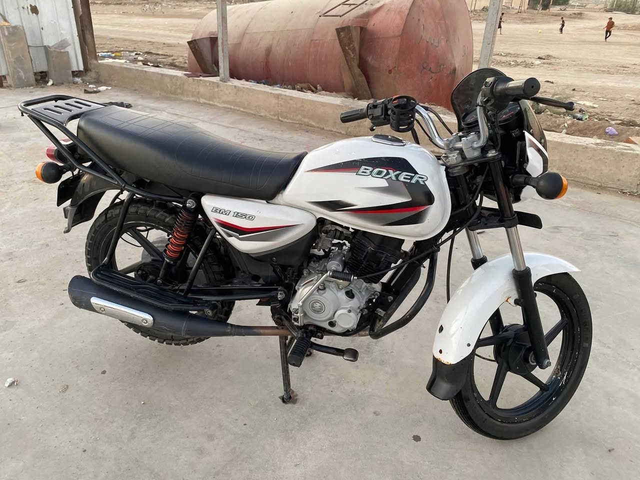 بوكسر كلاسك مرقم بغداد رايدها بمليون و٩٠٠ وبيها مجال رقم بغداد دراجة نظيفة بعد البوكسر معروف ميحتاج احجي عنها تحويل ثاني يوم هزة جديدة ما تتعبك بالتحويل.


**إذا كنت صاحب هذا الإعلان وتريد حذفه لأي سبب، رجاءا أرسل رسالة إلى الدعم الفني**