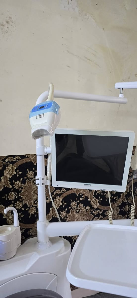 كرسي اسنان نوع  germane
مستخدم نضافه ٩٥%
شغال بلكامل 
جهتين تحكم 
لايت لد ثلجي 
سكر عادي
دبل تربل سرنج
دوشمه جديده 
مع شاشه وكامره
وجهاز بلنجنك تبييض الأسنان 
بسعر مناسب 
للأستفسار ***********
#كرسي_اسنان_مستخدم
