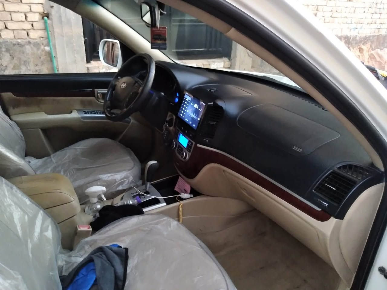 سنتافي موديل ٩ رقم انكليزي نجف مكفوله ماعد شبر صبغ ٧ راكب محرك ٦ ٢٧٠٠ ثلاث قطع تبريد
السعر ١٣٣
مكان السياره الديوانية ***********
