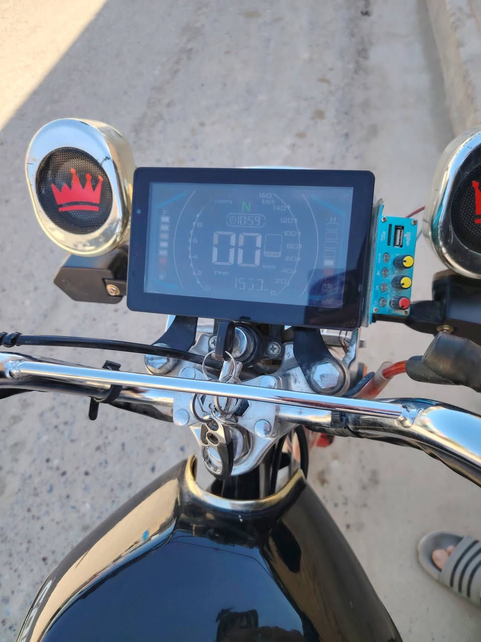 سلام عليكم دراجه مكفوله ونضافه كدام عينك  موديل 2025 البارحه بدلت دهن مفوله بانزين تجي بس تركب وتطلع 700 وبيها مجال


**إذا كنت صاحب هذا الإعلان وتريد حذفه لأي سبب، رجاءا أرسل رسالة إلى الدعم الفني**