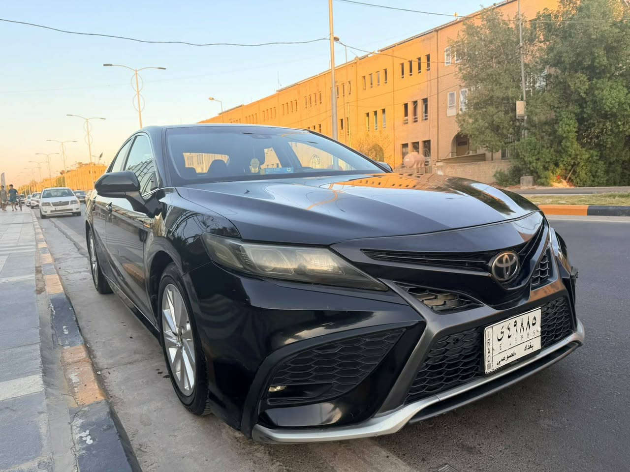 كامري موديل 2021 رقم بغداد باسمي
السيارة نضيفة محرك كير كهربائيات تبريد حدادية كاملة 
صور الحادث موجودة  حادث خفيف 
السعر 18000 الف دولار بيهة مجال قليل حك الجية 
هاتف *********** اتصال مع واتساب 
بغداد الجادرية
