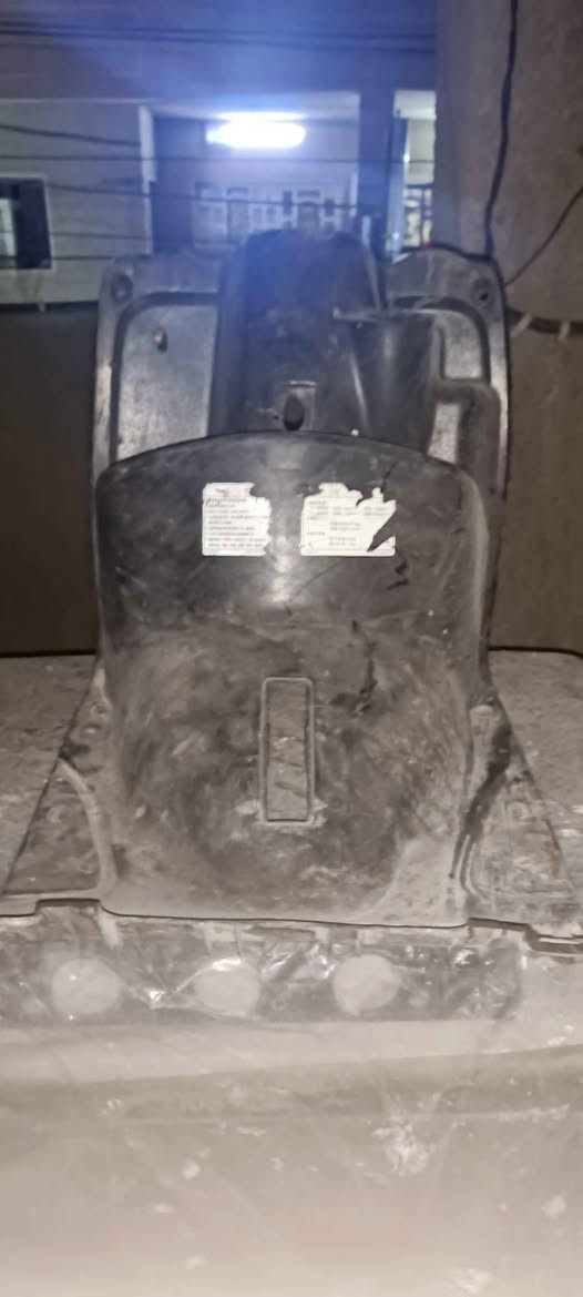 السلام عليكم غراض مال ماكس وسكنز تفصيخ كلشي اكو واكو هواي بعد اكو صفاح وكصه احمر بلاد واكو كفرات اسود جدد واكو كابريترات كلشي موجود مكاني بغداد الدوره رقم *********** بغداد, العراق
