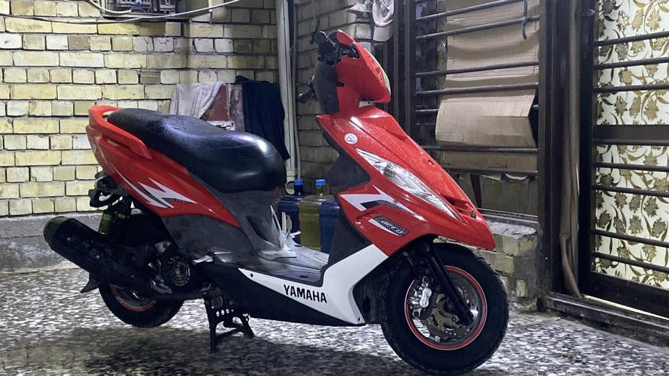 سلام عليكم دراجه جيتي ار لبيع صالي ١٠ أيام من نزلته دراجه جديده مكفوله مكاني بغداد بلديات شراي يتصل على هاذ رقم ***********
