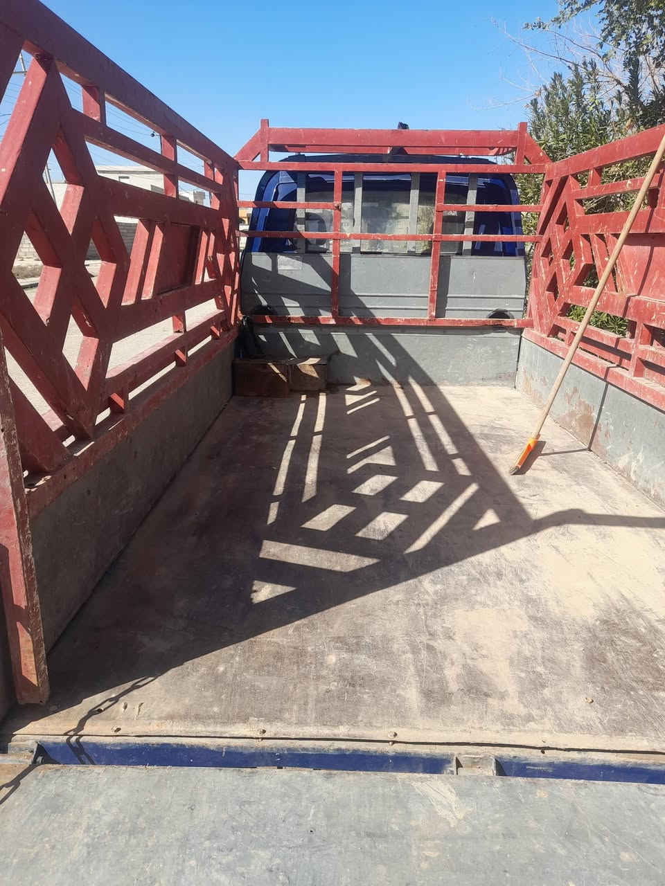 ٢٠٠٧ مسكر بم ونوزل سوبر شرط من الدعامية للدعامية وهزة جديده وسنوية جديده شرط التحويل السعر المطلوب ٩٠ مكان السياره جنوب الموصل ناحية الشورة 
***********
