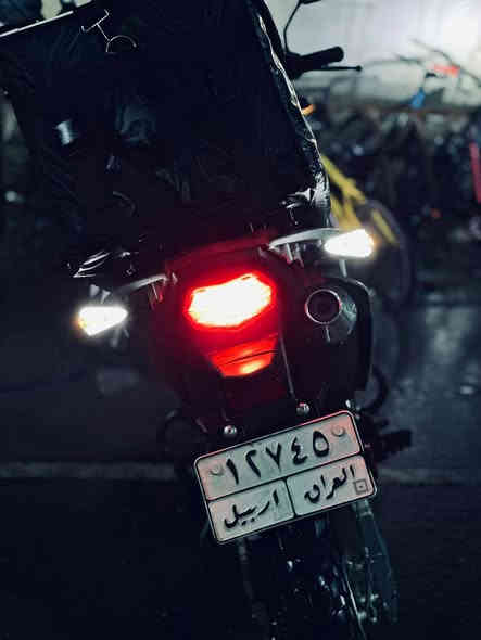 السلام عليكم.

لانسون قفاز مديل 2022 مخزن وطالع ب 2025 
دراجه ماشية 14 الف 
نضيفة كلش ومرتبة وخاف عليها ومعتني بيها دهن كلة لكمويلي دراجه مرتبة كلش سنوية بأسمي 
بيها ملاحضه بسيطه الدرع مالتها معوج وهاهية كفالة من تاير ل تاير.
راديها ب مليونين وبيها مجال 

للتواصل ***********
