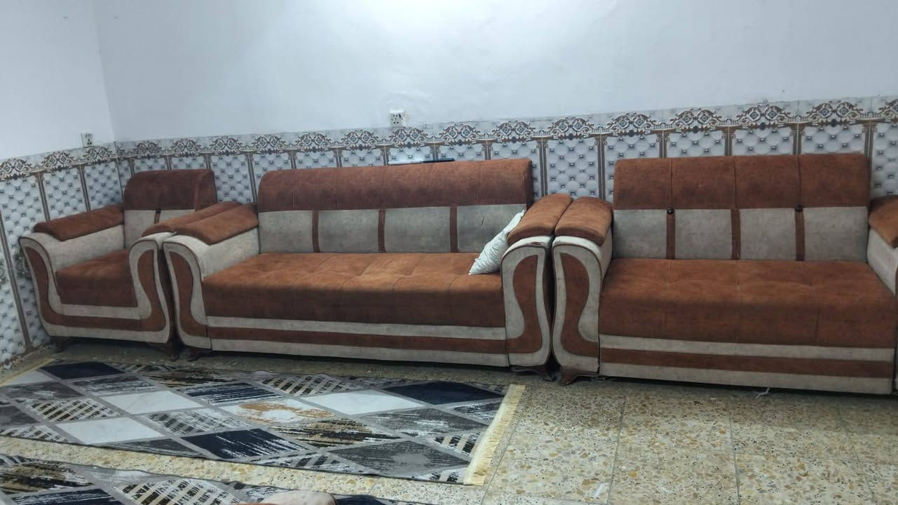 سلام عليكم تخم للبيع 10مقاعد سعر 150وبي مجال مكاني مدينة الصدر قطاع75 رقمي👈***********
