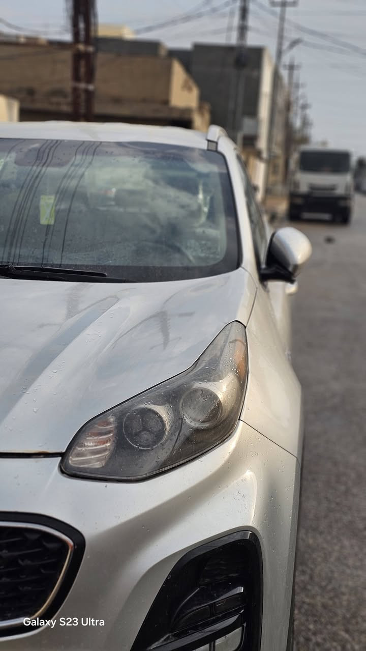 KIAسبورتج
موديل ٢٠١٩ 

وارد امريكه 

الضرر موضح بالصور (البنيد مصلح نفسه وصبغ نص بنيد )

السياره مكفوله من لغد شاصي 

السياره نص فول

بيع او مراوس  

السعر ١٥٥ تحولي ثاني يوم 

مكان السياره بابل قضاء القاسم @
رقم الهاتف ***********
