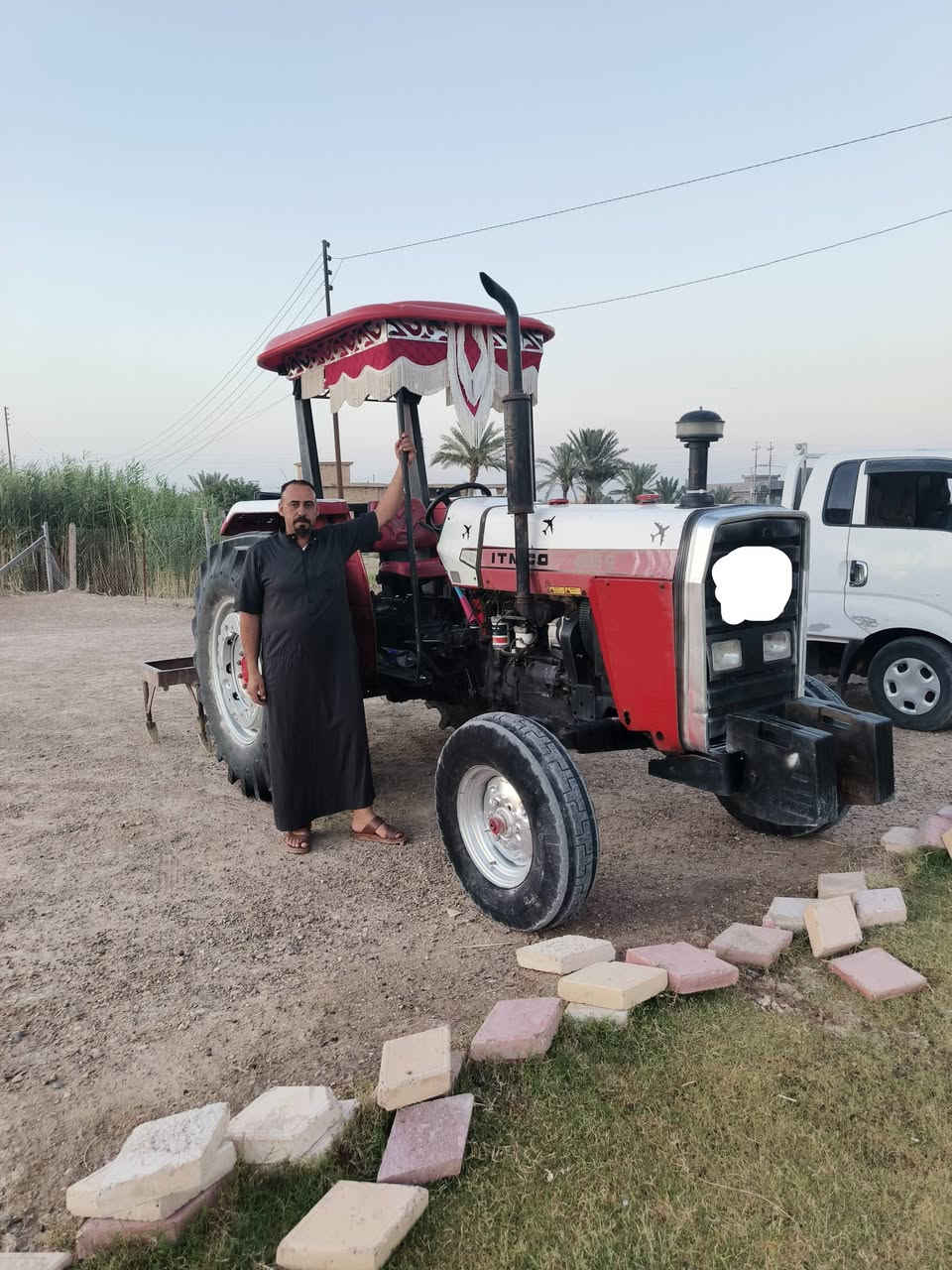 موجود تركتر فوركسن ايراني 2013
بدون عده 
السعر 11
***********
