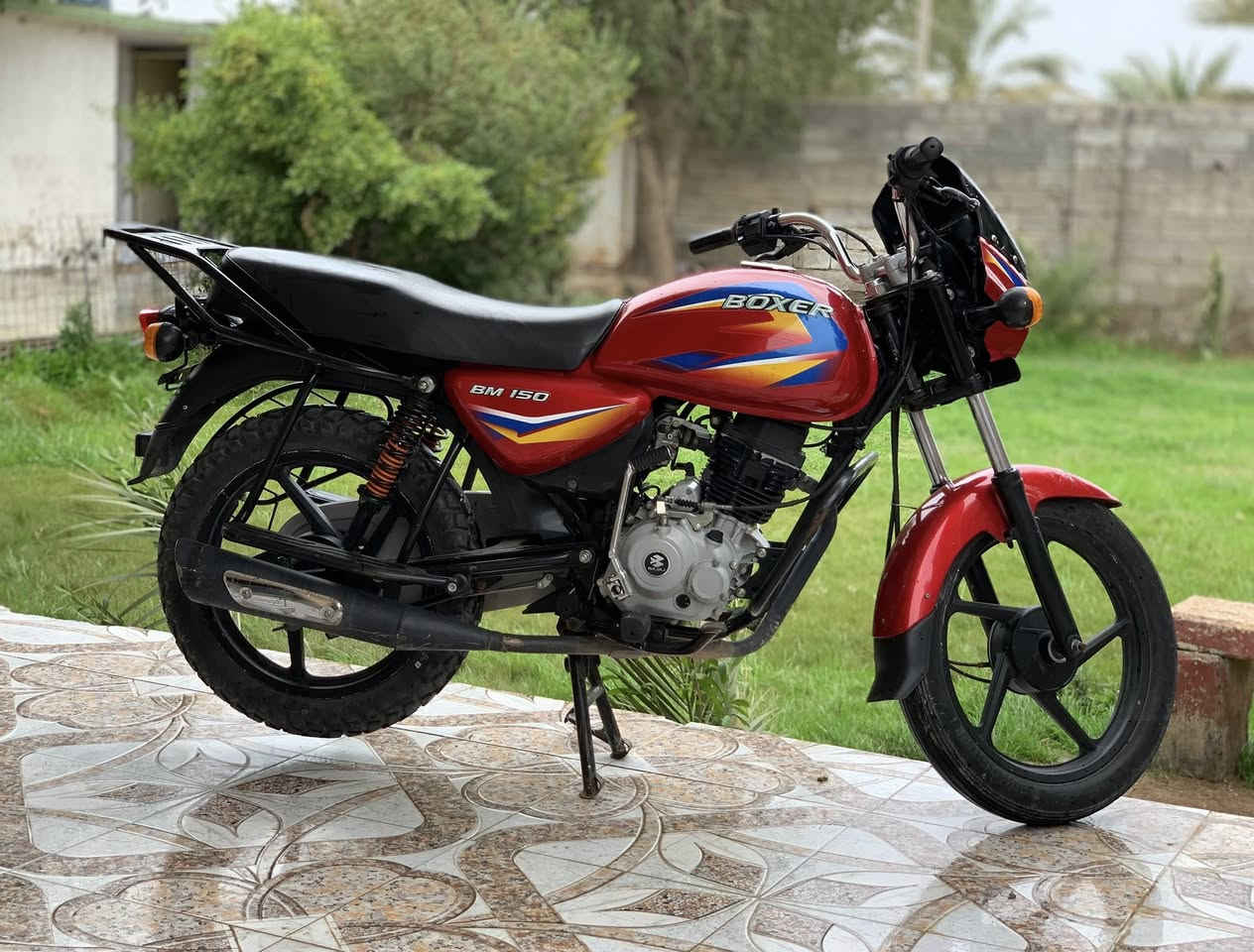 السلام عليكم دراجه بوكسر مديل21دراجهً خير من الله عنوان ديالى تقاطع الوجهيه الشراي ينتصل ويدلل***********
