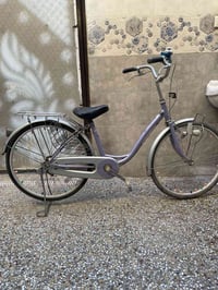 بايسكل ياباني • حجم ٢٤ • شغال