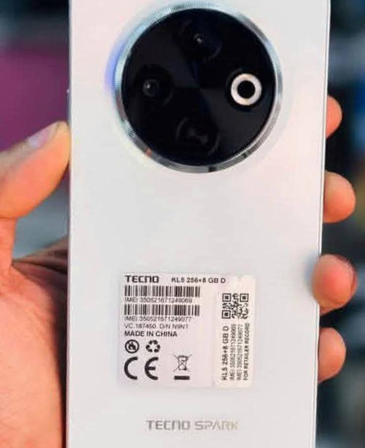 تكنو سبارك ذاكرة 256 عشوائية 4+4
بصمه خطين ورام سعره 140 بدون ملحقات

تكنو سبارك 30c ذاكرة 256 عشوائية 8+8 بدون ملحقات سعره 130 مكاني حي الغدير


**إذا كنت صاحب هذا الإعلان وتريد حذفه لأي سبب، رجاءا أرسل رسالة إلى الدعم الفني**