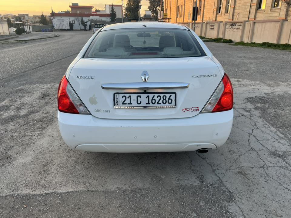 سلام و عليكم اخوان
رينو سافران 2011سياره حلاو نيصفه سياره بسمى   تسجيل اول مره بدون صبغ بدون بارد مكفول 4طيراط جديد حداديه جديد كلهوم جدده لييد زینون سپر مانزل   

مكان سليمانيه 

سعر 118 شويه مجال

***********
