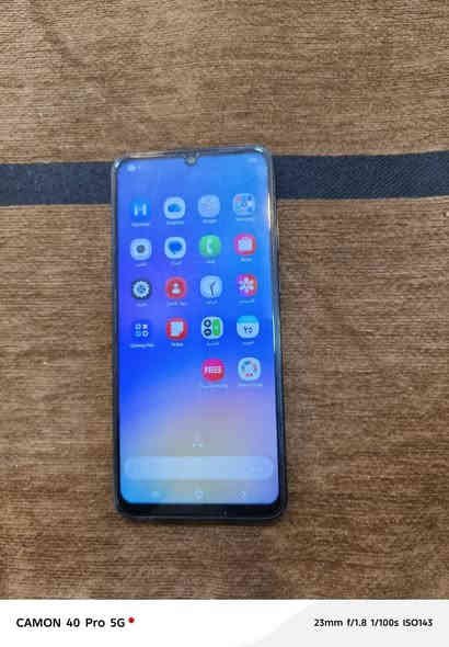 سلام عليكم شباب وبنات تليفون كلكسي سامسونكA05 للبيع لون نيلي ذاكرتة ١٢٨ بطارية ٥٠٠٠ بوبجي ٦٠ فريم جهاز نضيف كلش ومكفول كفاله عامة وبلعافية على الياخذه مكاني بغداد الحرية السعر ٧٥ الشراي يتصل *********** بي واتساب واهلا وسهلا بلجميع
