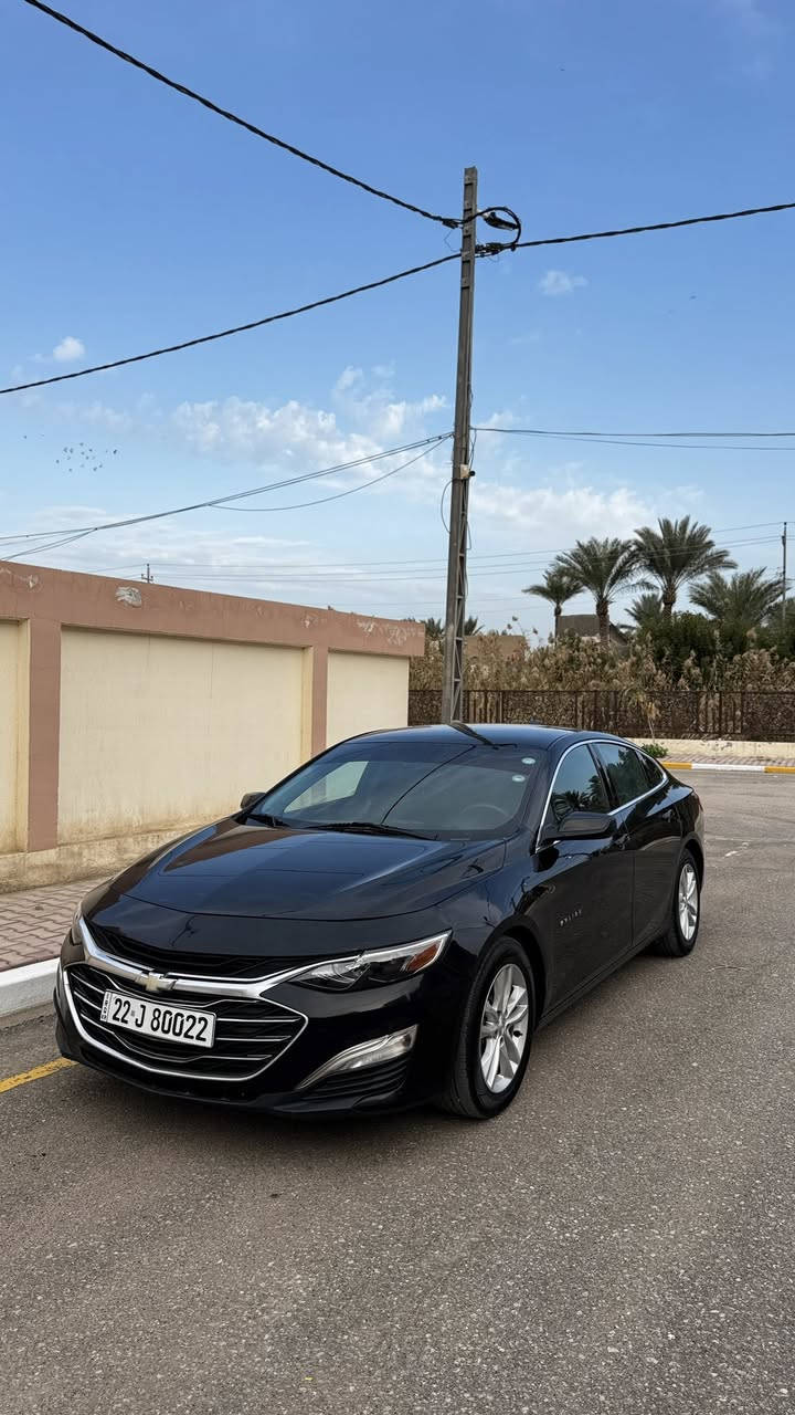 السلام عليكم احبتي
ماليبو للبيع موديل 22 السيارة 
جديد مابيه كل نقص 
بيه بس بنيد مصبوغ فقط يعني وباقي كفاله 
ماشيه السياره 50الف مايل 
السيارة بأسمي يعني سنويه بأسمي مكانه في بابل مركز مدينه
السعر 125$ 
‏رقم التلفون 
***********
