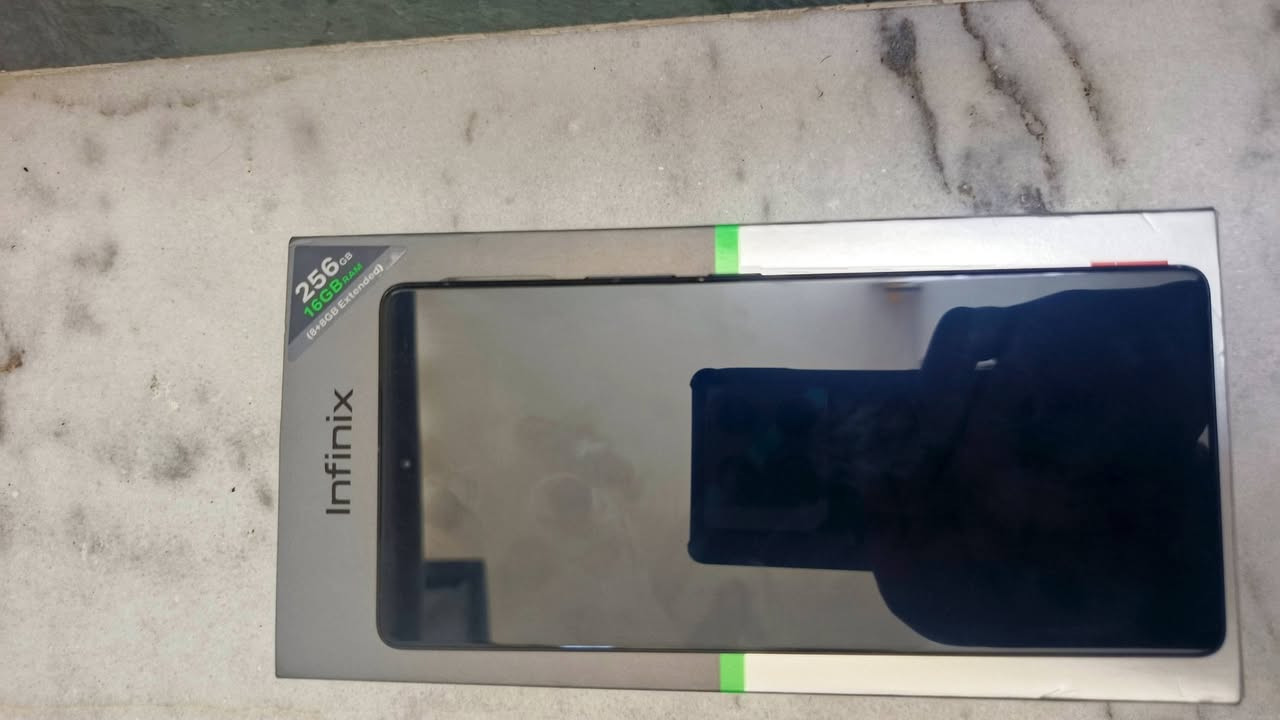 انفنكس نوت 50 برو
ذاكره 256

رام 8+8

يشغل 60 فريم 

بدون ملحقات

جهاز نظافه 💯/💯

السعر 300 قفل

العنوان بغداد التراث مقايبل حسينية سيد جبار 📍

رقمي ***********
