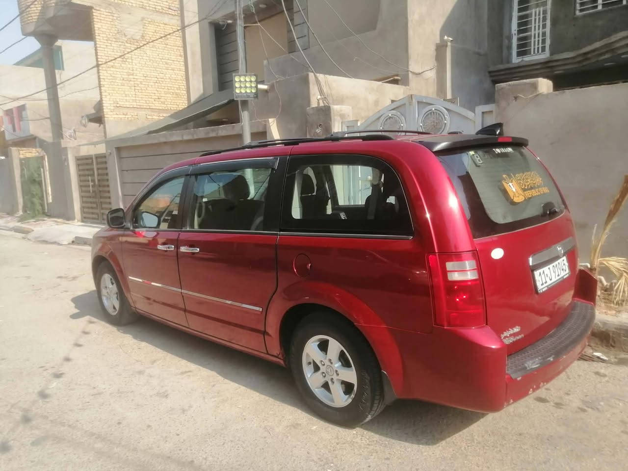 السلام عليكم
دوج كرفان موديل 2009
رقم بغداد الدولي ثاني يوم تحويل 
محرك 3800 
تخم تاير / باتري جديد
كشنات منفصل
تحكم استيرن 
بيبان كهرباء شفط
السياره جاهزه 
السعر 115
السونار مع الصور 
مكلف بالنشر اكثر تفاصيل اتصل ع رقم 
*********** 
مكان السياره كوت ناحية واسط الدجيلي
