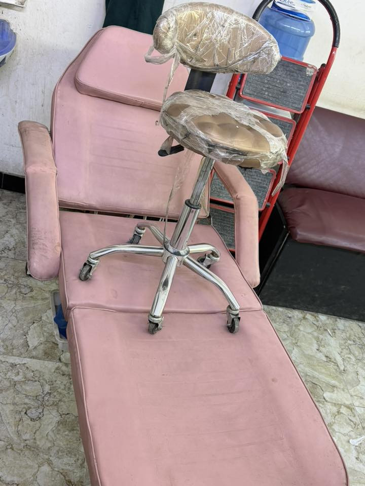 سلام عليكم سديه + ستول زلغ مابيهن بس ينرادلهن غسله زينه 100 قفل مدينه الصدر الحبيبية
***********
