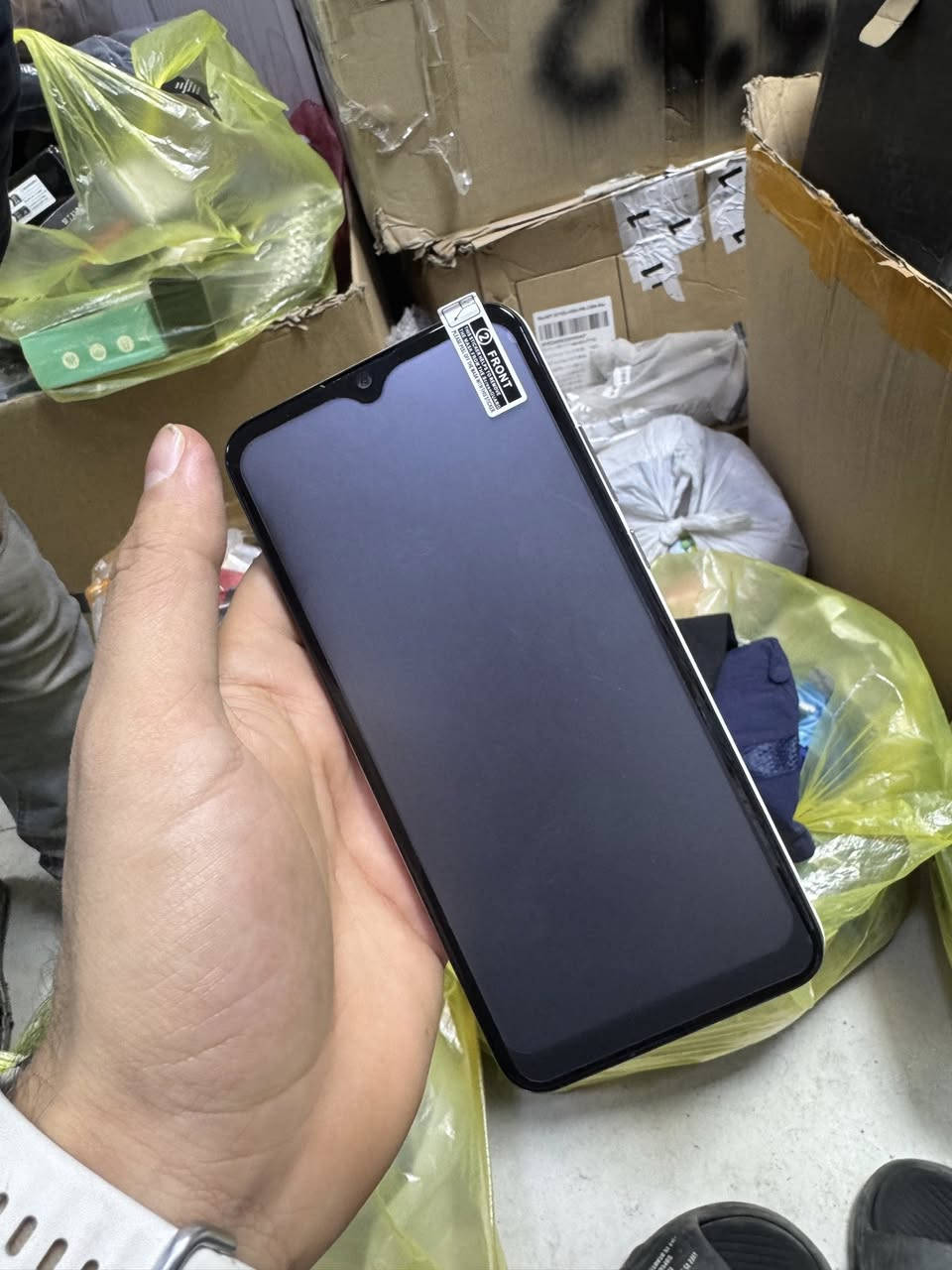 يوجد اجهزه  صيني نوعيه جيده جدا  عدد ٢٥ او ٣٠   انواع مختلفه    وشركات مختلفه بيهن نوت وبيهن سامسونك واشكال مختلفه     بيعه وحده لتلفون  ع ٢٠ الف  
بغداد لحريه


**إذا كنت صاحب هذا الإعلان وتريد حذفه لأي سبب، رجاءا أرسل رسالة إلى الدعم الفني**