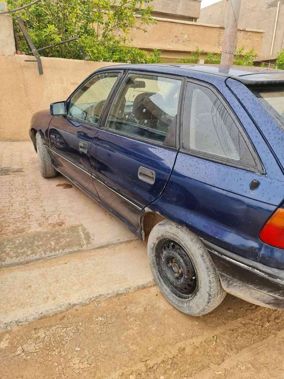 استرة٢٠ موديل ١٩٩٢ بدون اي ضرر مصبوغه جماليه مشروع وطني شرط تحويل عنوان تكريت السعر ٤٠$وبيها مجال للإستفسار ***********
