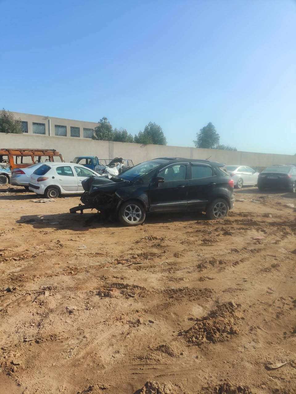 السلام عليكم
فورد إيكو سبورت موديل 2022 رقم بغداد سوت حادث ابيعها على حطتها   حادثها السابق باب وجاملغ جهة السايق مكانهه بغداد الدورة شارع الشرطة
شعر البيع  30ورقة 
***********
***********
