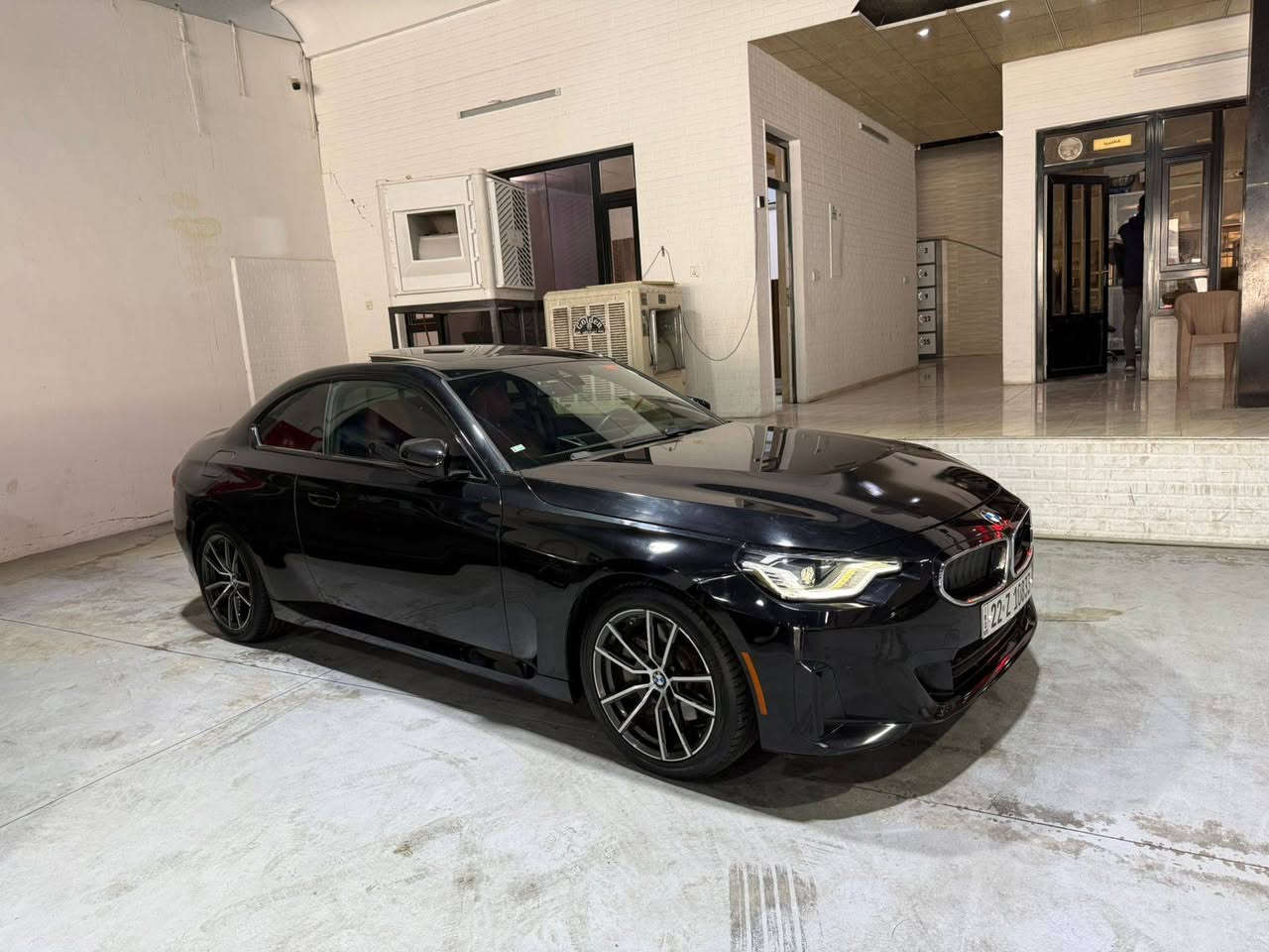 السلام عليكم
للبيع
BMW 230i موديل 2023
مواصفات السيارة:
داخل جلد احمر تحكم كهرباء وتدفئة
داتشو كبير
شاشة متصل
كامرة
حساس امامي خلفي
رادار
تحديد مسار
سلايد روف
ومواصفات البي ام المعروفة
السيارة ماشية 40 الف كيلو وليس ميل
السيارة ايرباكات كلها بلادي بدون دواخل وشواصي شرط
الصبغ ٣ قطع وقطعتين كلير امريكي(جاملغ وباب السايق) صور السونار مرفقة وصور الحادث
السعر المطلوب 235 ورقة وبيها مجال بسيط
مكان السيارة اربيل (مخليها بمعرض نجوم البصرة) 
رقم التلفون ***********
