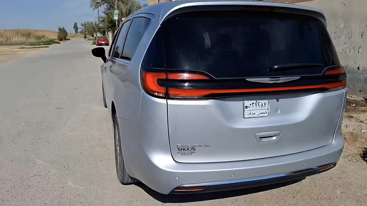 سلام عليكم الغوالي🌹
Chrysler Pacifica 2024🇺🇲
تعريب الشاشات بدون اختفاء صوت الراديو 
مع اضافة الكاميرا الخلفيه مع البارك 
وبدون اي مشاكل
كل هذا بسعر 25,000
هذا العرض مستمر إلى انتهاء شهر رمضان المبارك 
📍العنوان/
الفرع الاول 
📍ديالى الخالص***********
الفرع الثاني 
📍النجف الاشرف/***********

*التعريب يشمل من موديلات 2017 إلى 2026
يكون التعريب الشاشة والكيجات
