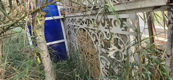 سلام عليكم شبابيك وبيبان تفصال ثقيل للبيع سوق الشيوخ عكيكه هاتف
***********
