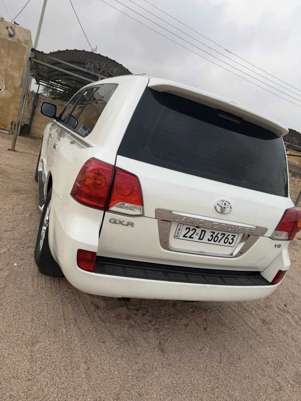 لاندكروز 2013 كاز كاز
مصفحه سابقاً. رقم اربيل باسمي وتضليل بلسنويه 
مكينه مفتوحه
بيها قطعتين صبغ والباقي مكفول 
ماشيه 110
السعر 275 وبيها مجال 
مكان السياره البصره الزبير 
***********
