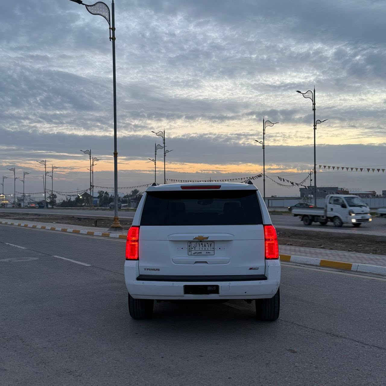 شوفرليت تاهو للبيع او مراوس 
2019 Z71
وارد امريكي 
صبغ حزام 
مكفوله كير ومكينه 
V8 5.3 
السعر 250$ وبيها مجال  
للاستفسار ***********

