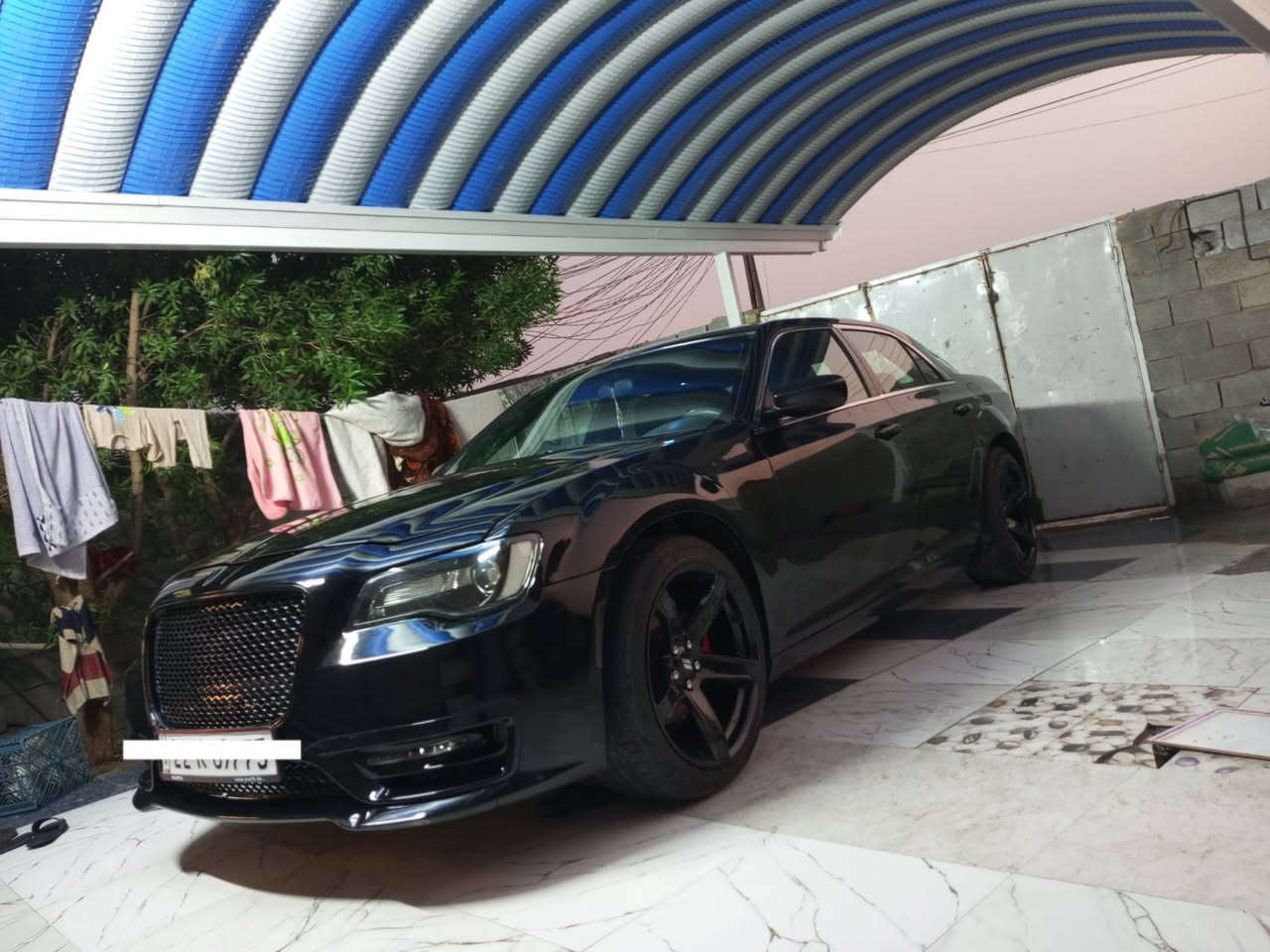 كرايسلر اوباما 2020 فئه S 
اصل 14
ادوات ادوات كصه جنطه 
شاشة جبيرة تدفئة كشنات 
تشغيل عن بعد
بصمتين 
تخم تاير جديد حدادية 90%
ويل 20 رياضي ابو النجمه الخسفه القوية
سيارة جاهزه من كلشي متومه طبق الاصل
مكينة 6 سلندر 3600 محرك وكير كفالة
فول موصفات ماعده الفتحه
مكان السيارة العمارة
سعر السيارة 76 وبيها مجال بسيط
***********
