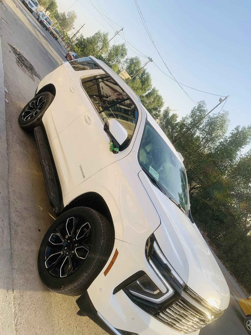 السلام عليكم تاهوLT شكل جديد
الموديل: 2025

الممشى:6 ألف

حادثه جاملغ مبدل اصلي وربع البنيد بدون شواصي بدون لغود

شرط گير ومحرك ما مفتوح،

المواصفات:

دبل أكسل (4×4)

سقف بانوراما

مقاعد تبريد وتدفئة

صندوق كهربائي (شفت)

تشغيل عن بعد

عرض معلومات على الزجاج الأمامي (داتاشو 

للاستفسار

*********** 

مكاني بغداد الأمين الثانيه علما السياره بدون رقم تترقم جميع المحافظات
