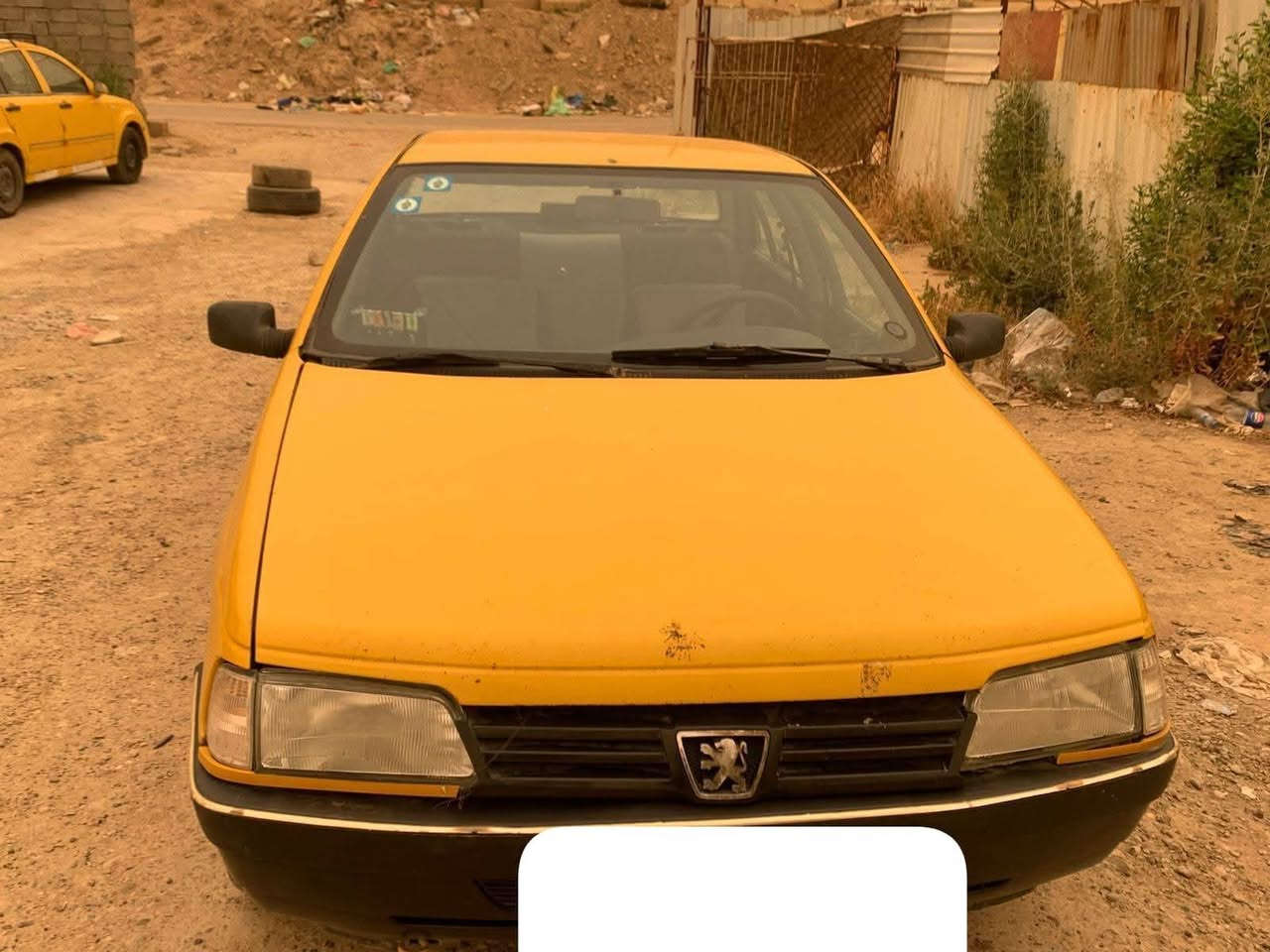 سلام عليكوم شباب
سياره للبيع سياره بسمي لوحات نكليزي 
سيارة بلاد لمكينه تبريد شغال 
نقصه بس بوربرن مال صدر 
غيره مكفوله من كلشي 
سعر 25و بيه مجال الشراي 
مكاني بغداد 
رقم ***********
