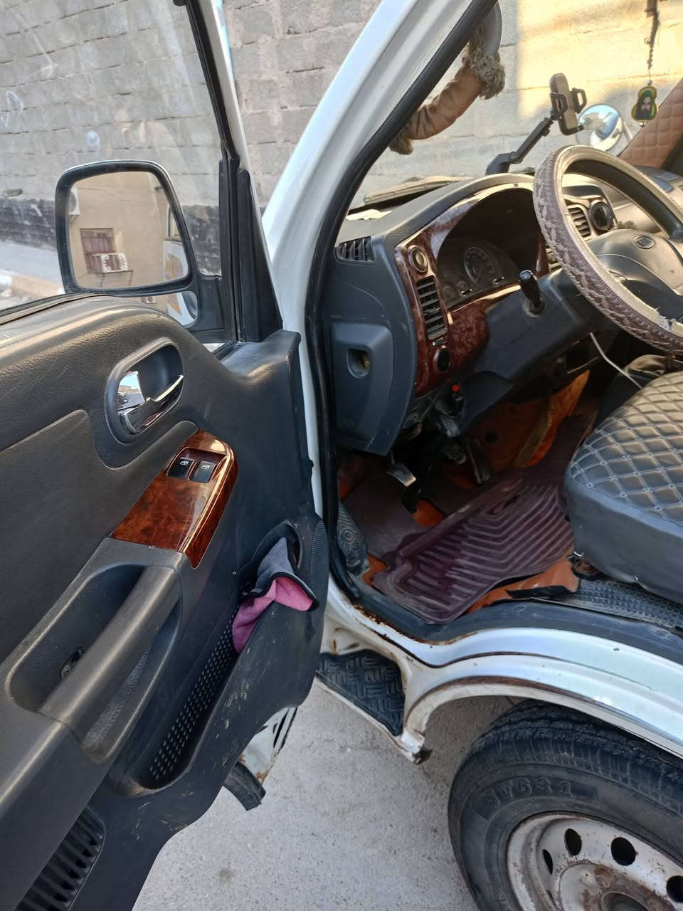 كيه حمل 3000 مسكر  محور بم ونوزل موديل 2005 سياره جاهزه مال شغل سعره 67 بيه مجال بسيط سنويه مجدده ل 2030  يالله تسقط سياره باسمي تحويل ثاني يوم للاستفسار الاتصال على الرقم ***********
