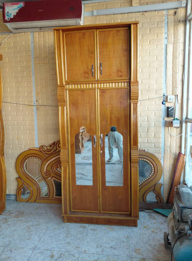 غرفه نوم ام السته طابق واحد نظيفه داخل وخارج صاج ضهر جرجوبه زاويه كنتوري خمسه ملم عنوانه كوت حي الجهاد شارع النجارين نجارة ومعرض الحجامي الاتصال او مراسلة الصفحه ***********
