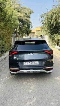 سبورتجً23 مركيه سيارهًبيهة جاملغ وبنيد بدون دواخل وبنيد مبدل صلي وجامل...