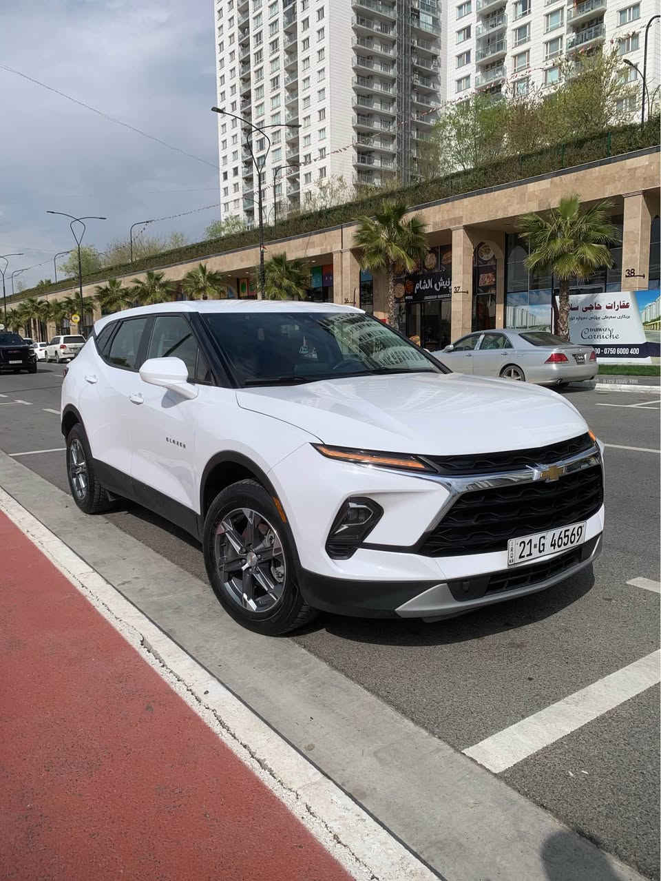 بلایزەر ٢٠٢٣ LT2
تەنها ٢٠ هەزار ڕۆشتوە
4x4 دەبڵ ئەکسل
شاشە گەورە و کامێرا
 ناو خەنەیی
بصمە و شغال
کوشن و سوکان هیتەر
تبرید مرکزی
زۆر مواسفاتی تر
مەکینەی ٤ پستۆنی تۆڕبۆ (٢،٠)
نرخی ١٩٣ وەرەقە و مجالی تیایە
سەیارەکە لۆکە و هەموو گیانی بەشەرت
تەنها ٢ دەرگای گۆڕاوە بە بیلادی خۆی (هەمان ڕەنگ)
واتە سەیارەکە بێ بۆیاخە
***********
بلايزر ٢٠٢٣ دفع رباعى
شاشه كبيره
بصمه و شغال
تبريد مركزى
رادار
كشنات تدفئه و جلد
بعد بيهه هواي مواصفات
سياره بدون صبغ بدون تعديل 
مبدل بيبان عكس السائق (نفس اللون)
ماشيه ٢٢ ميل فقط 
سياره بأسمى تحويل لو وكاله حاضر 
السليمانيه: ***********
سعر ١٩٣ ورقه السليمانية, العراق
