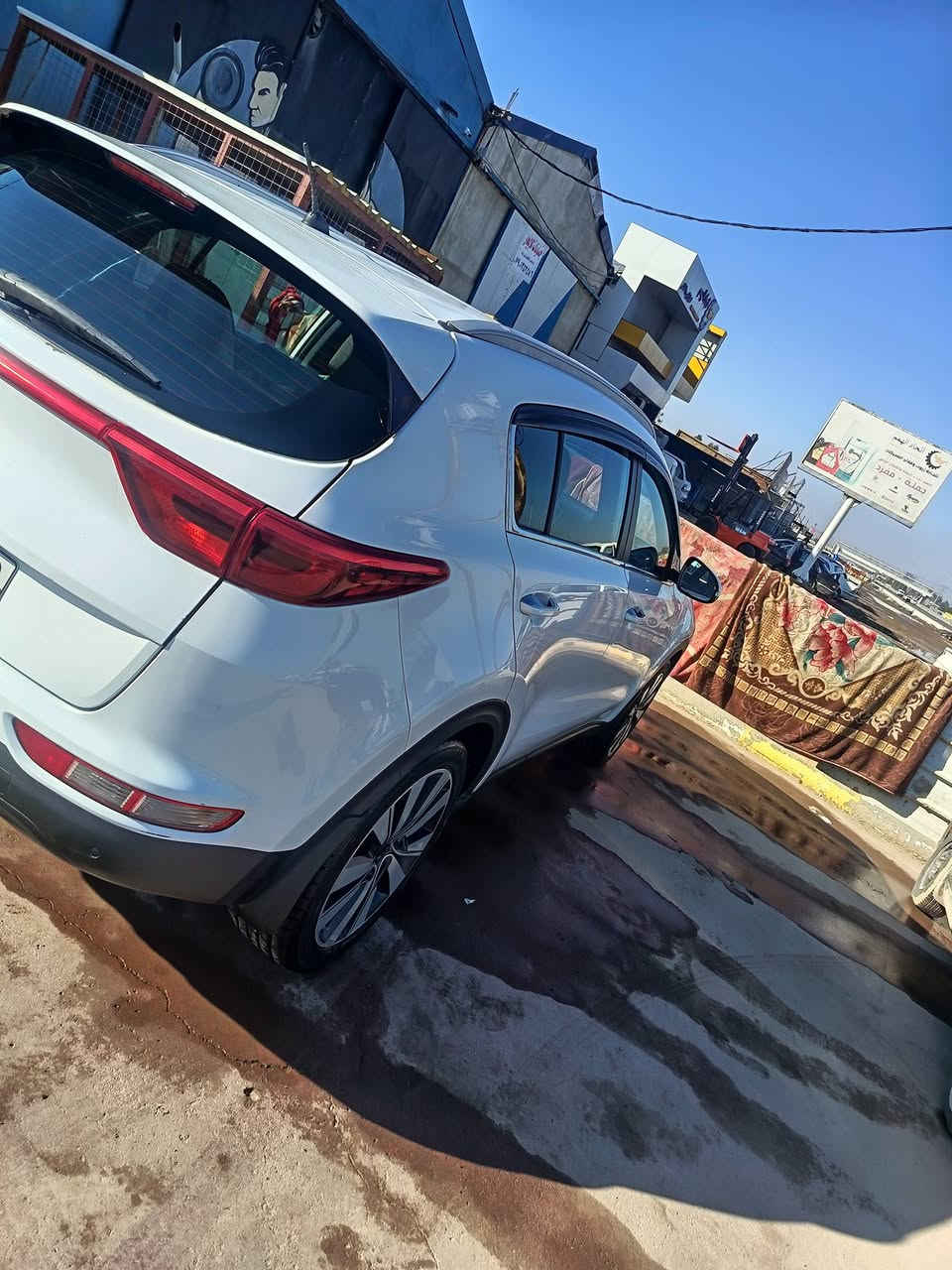 السلام عليكم سبورتج موديل ٢٠١٧
كفاله عامه من الصبغ وضربه مكان السياره بغداد
التاجي رقم تليفون ***********
