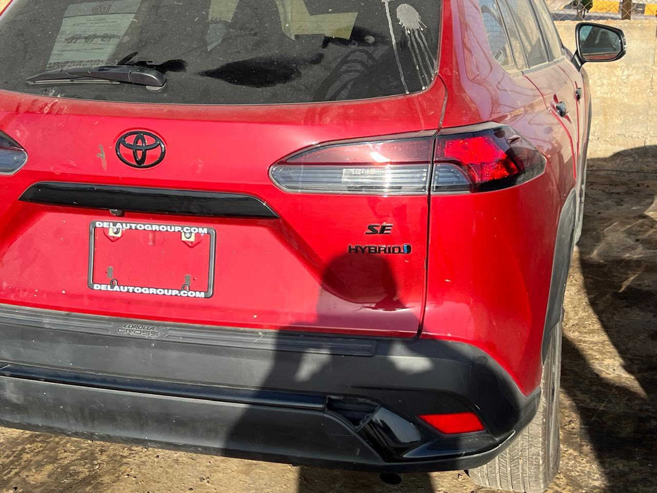 السلام عليكم للبيع كورلا كروس ❤️‍🔥
موديل ٢٤ 
مواصفات se بدون فتحة 
السيارة تو كلر احمر واسود 🖤❤️
ممشى السيارة 23.900 mil 
حادث السيارة :
جاملغ تبديل نفس الون بي شخوط شوية وبابين اليمنة بيهن رصعات يرجعن بارد مثل ما بالصور.
السيارة كلش حلوة احلى من الصور وما بيها نقص اي شي .
السعر 17:500$ وبي مجال قليل 
للتواصل : ***********
مكان السيارة الفلوجة.
