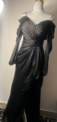 فستان دفاين • قياس ٤٠ • لبس مره