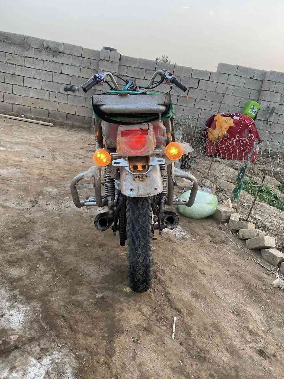 سلام عليكم دراجه جوندا /تايموته موديل 2010دراجه كامله مابيه نقص كهربائيات كله شغاله الدراجه رقم وسنويه محرك نضيف دراجه للمراوس ب دراجه تايكر أو نامه للمراوس فقط لاستفسار على الرقم ***********وتساب
