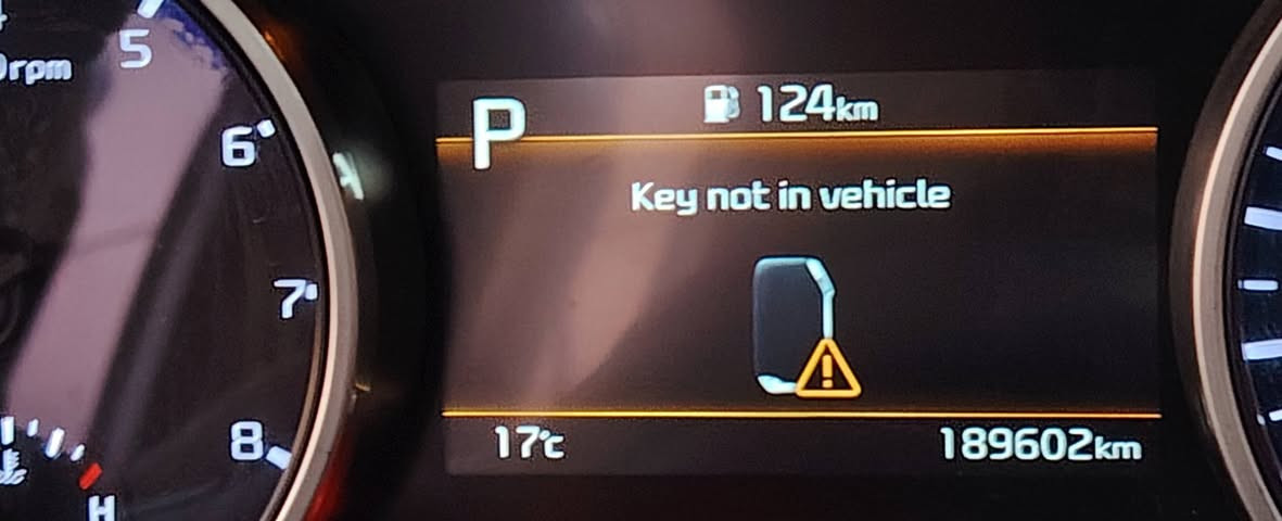 السلام عليكم
#كرنفال 2023 كوري بنزين غاز #مراوس أو بيع
1- تحكم بالستيرن
2- حساسات امامي خلفي
3- حجم المكينة V6 3500
4-رقم السياره بابل تكسي 
5- شاشة متصلة
6- كامرات خلفيه 
7- بصمة
8- ويل كب 
9- تشغيل عن بعد
10- بيبان كهربائي
11- لاياتات لد
12- لايت زنون
13- اشاير بالمرأة
14- كشنات جلد بيجي
15- ثلاثة قطع تبريد
16- هيترات بالكشنات حار، بارد
17- هندبريك بصمة
18- شحن وايرليس
19- هيتر بالاستيرن
20- كشنات تدفئه تبريد 
21- مرأة شفط
22- كشن السايق مي مري
23- تحديد مسار
24- نظام قيادة سمارت, سبورت, ايكو، عادي
25-سعره295
مكان السياره بابل_شوملي أو حياكم الله  ***********
