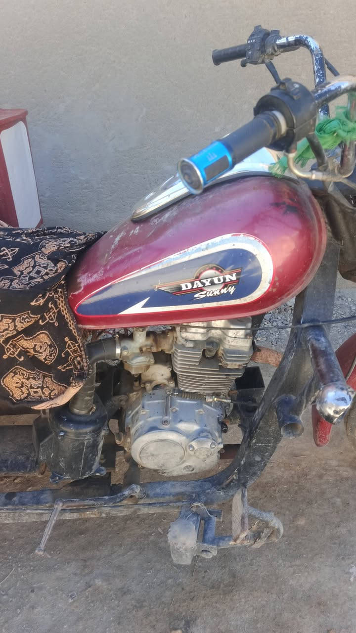 سلام عليكم ستوته موديل 2008  دايوان  رقم ابيض لوحه وسنويه ستوته خير من الله... سعرها مليون بيها. مجال بسيط..
كوت حي الخضراء مقابيل ساحة البيع المباشر 
***********
