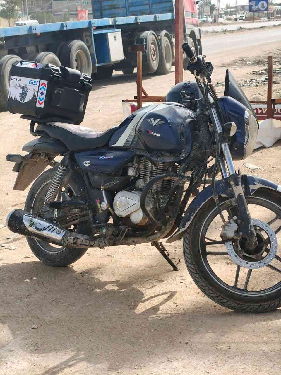 سلام عليكم دراجهv15اوراق مكاني نجف حيدريه ***********
