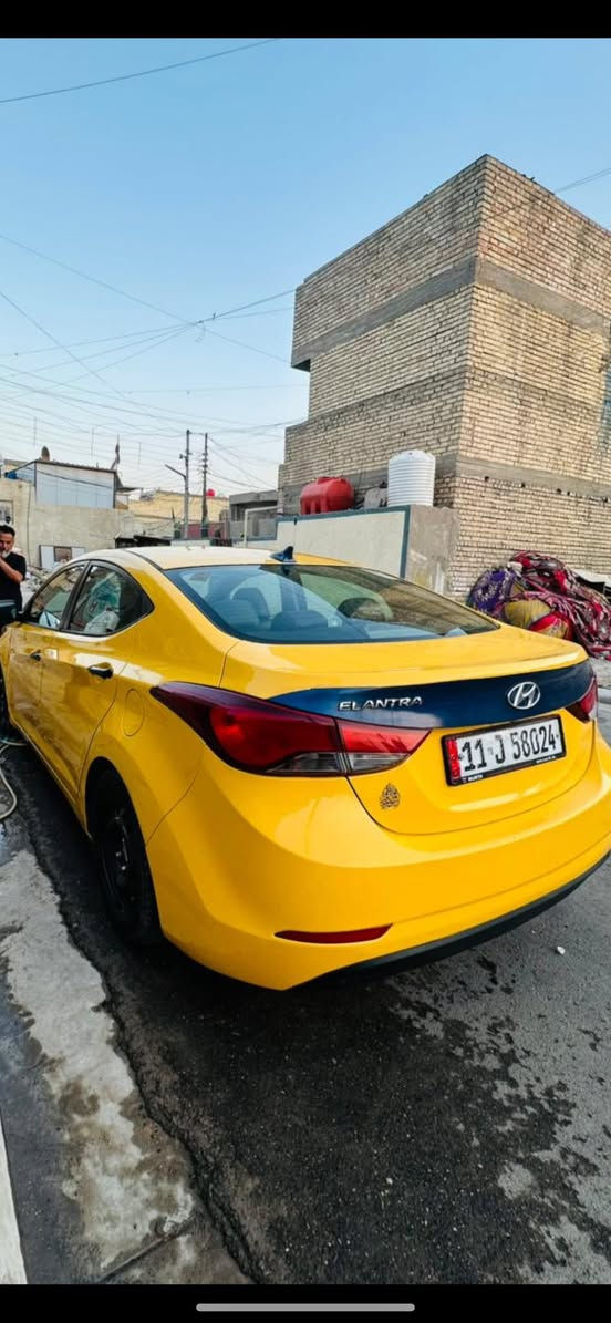 السلام عليكم النترا صفرة 2015 وارد أمريكي حادثهة جنطة معمرة نفسهة 
مكينة 1800 دوش تحكم ستيرن جهتين شاشة كامرة خلفية 
السعر 112 ورقة و بيهة مجال حگ الجية 
للأستفسار الاتصال ع ***********
