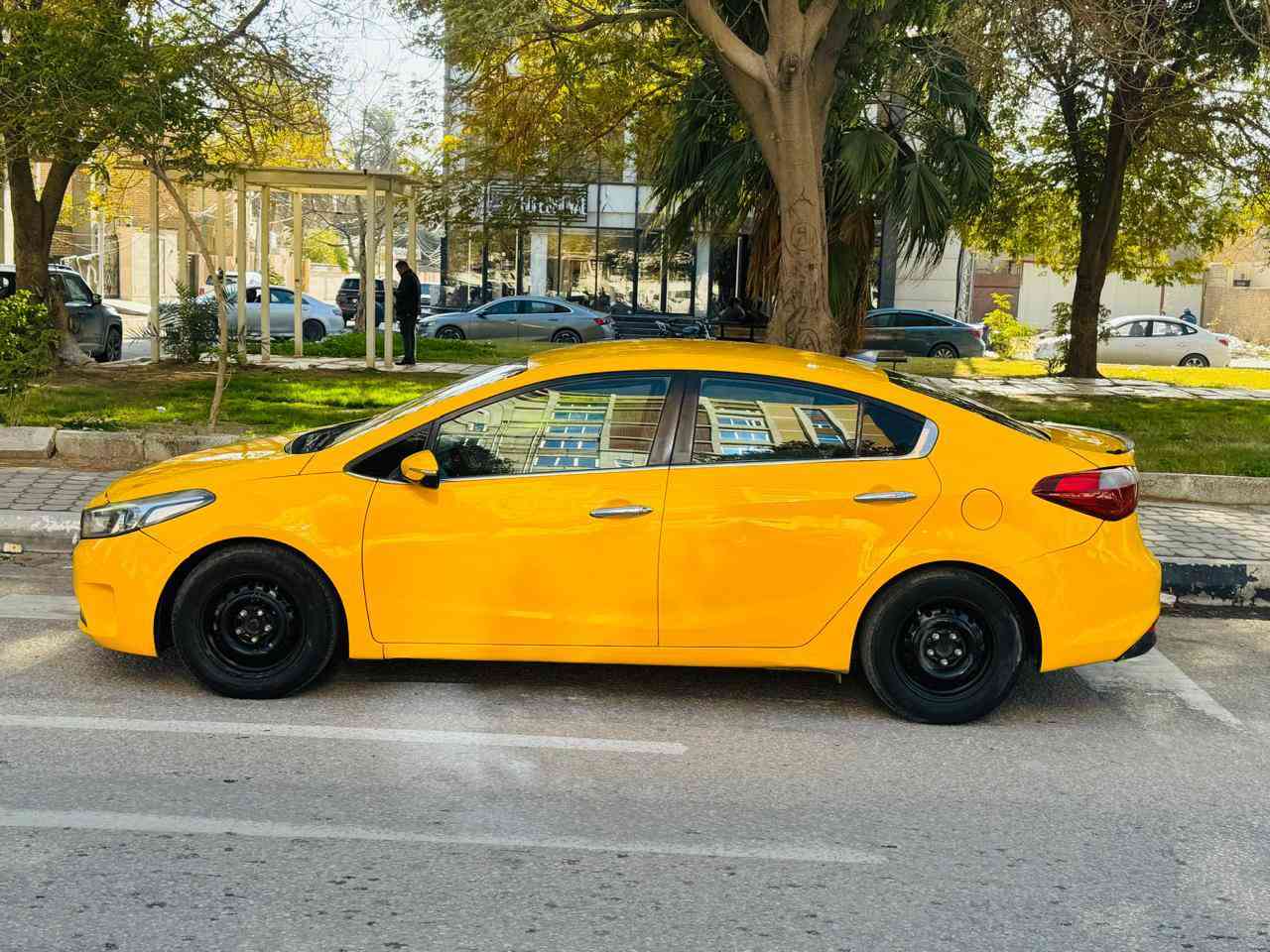 فورتي مديل 2015 سعر 109ستفسار تصل رقم***********رقم بغداد وارد مريكي حادثه فقط بنيد بدون دواخل باقي كفاله عامه ليبل واحد وين معجبك فحص موصفاته مكينه 2000دوش مرقوب شاشه كامره تحكم ستيرن مثبت سرعه حساسات نضام ايكو شاير بل مري تخم تاير حداديه جديده تبريد ثلج سياره جاهزه مكان سياره كربلاء
